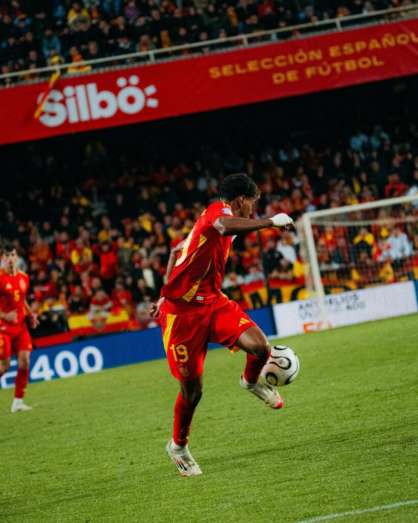 lamine-yamal-ballon-dor-2025